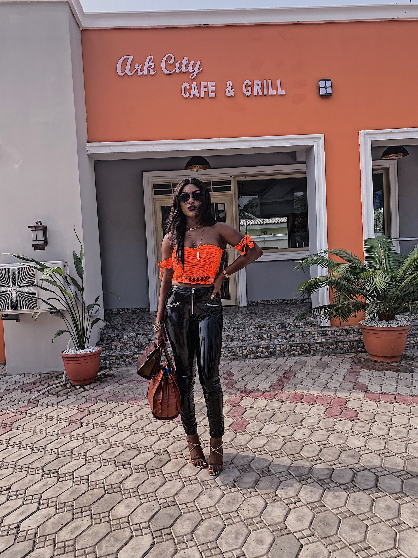 027ac519 B880 4f0f Ac81 E6db7300a5ed